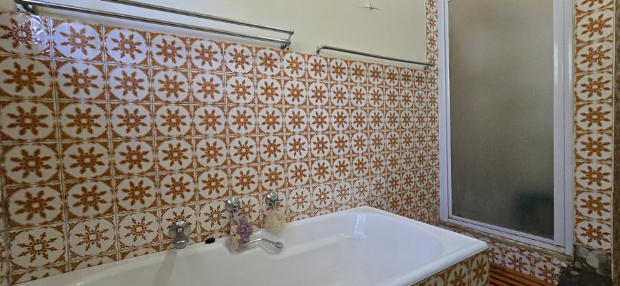 5 Bedroom Property for Sale in Oudorp North West